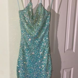 Light Green/Multicolor Halter Top Mini Dress from Windsor: Size: Small